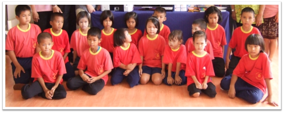Thailand Watnongtoaw School ̃A[eBXgł